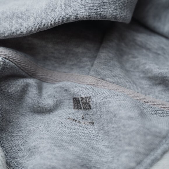 UNIQLO Gray Full-Zip Hoodie Sweatshirt Size S (Missing Zipper Pull) - Picture 2 of 4
